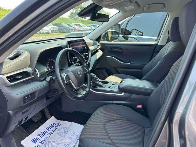 2024 Toyota Highlander LE