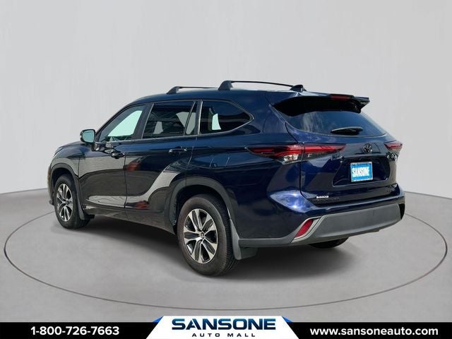 2025 Toyota Highlander XLE