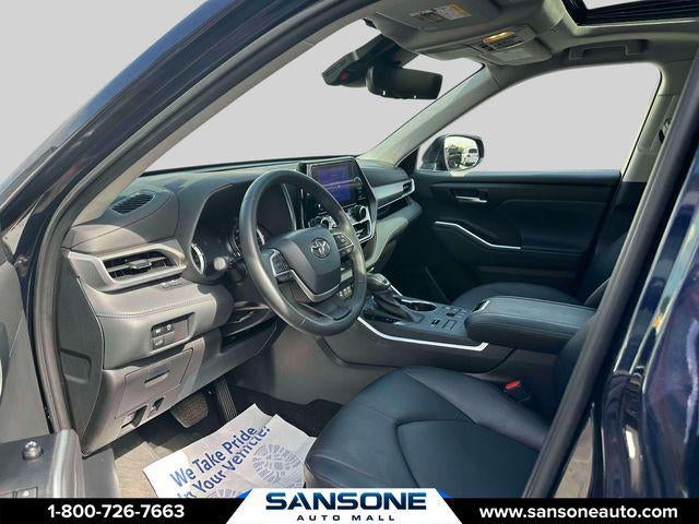 2025 Toyota Highlander XLE