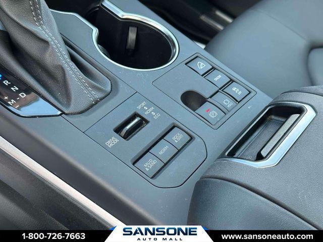 2025 Toyota Highlander XLE