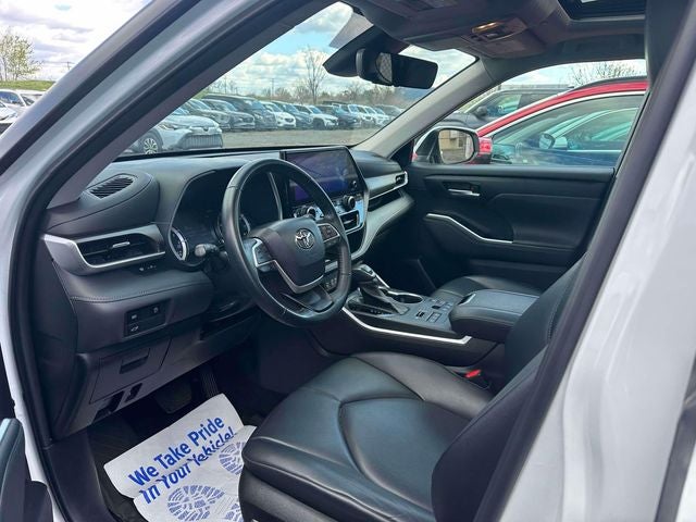 2023 Toyota Highlander XLE