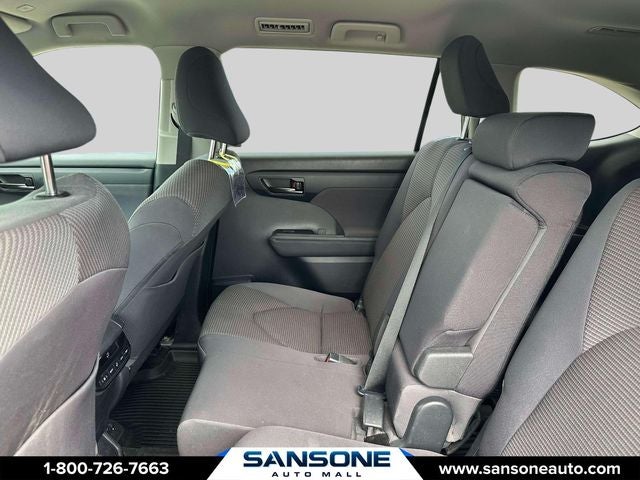 2023 Toyota Highlander LE