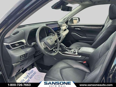 2025 Toyota Highlander Platinum