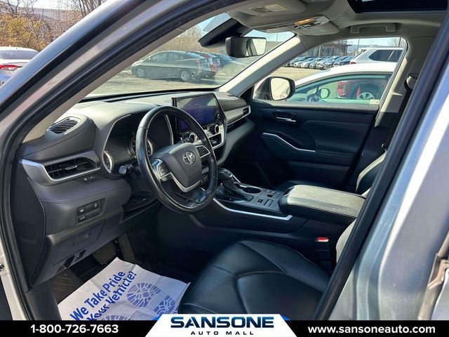 2023 Toyota Highlander XLE