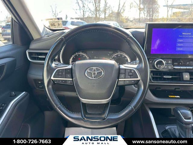 2023 Toyota Highlander XLE