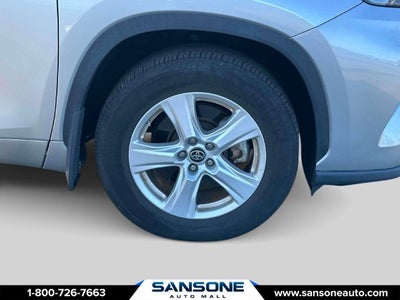 2024 Toyota Highlander LE
