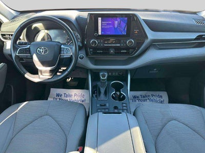 2024 Toyota Highlander LE
