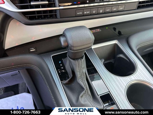 2025 Toyota Sienna LE 8 Passenger