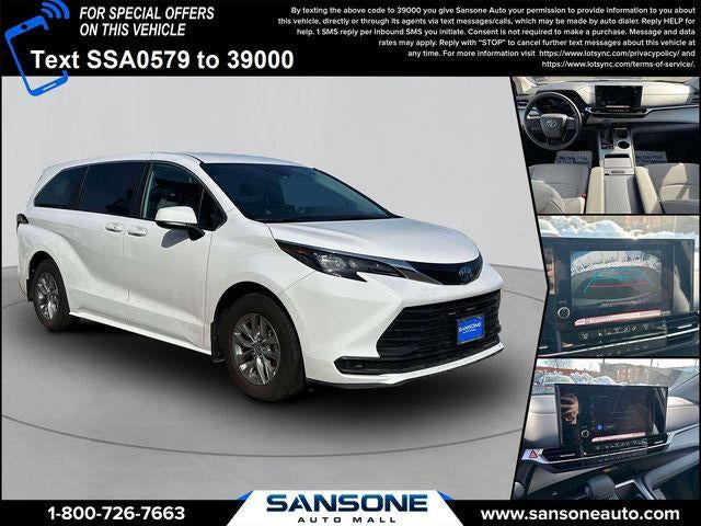 2025 Toyota Sienna LE 8 Passenger