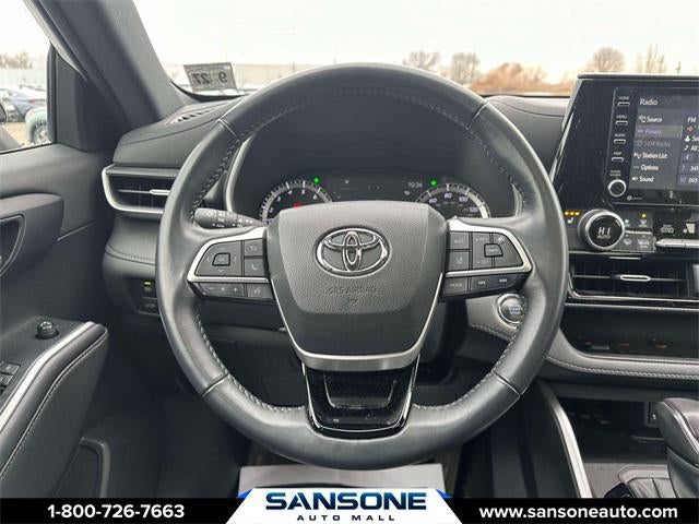 2022 Toyota Highlander XSE