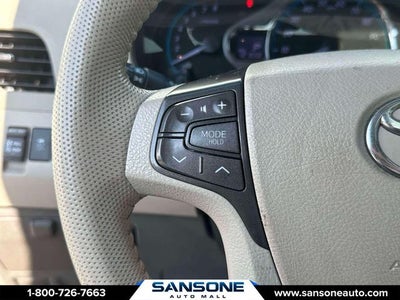 2014 Toyota Sienna XLE 8 Passenger