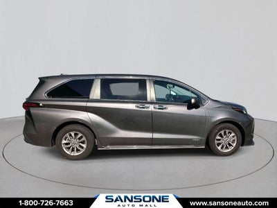 2021 Toyota Sienna XLE 7 Passenger