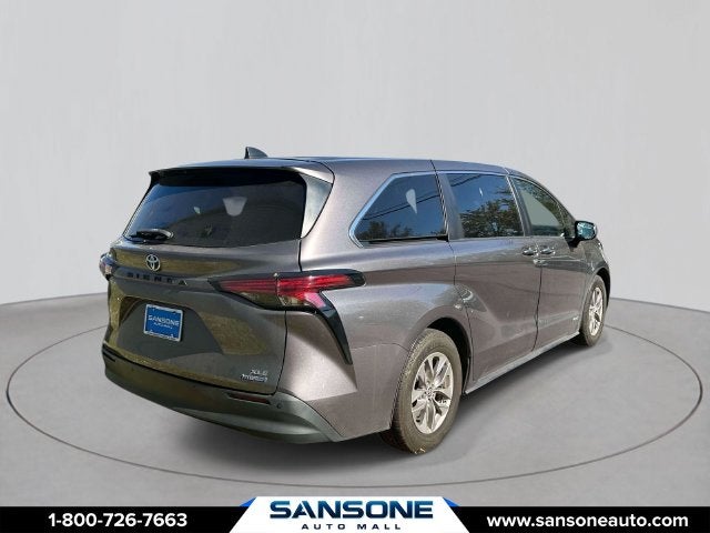 2021 Toyota Sienna XLE 7 Passenger