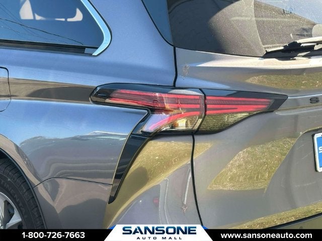 2021 Toyota Sienna XLE 7 Passenger