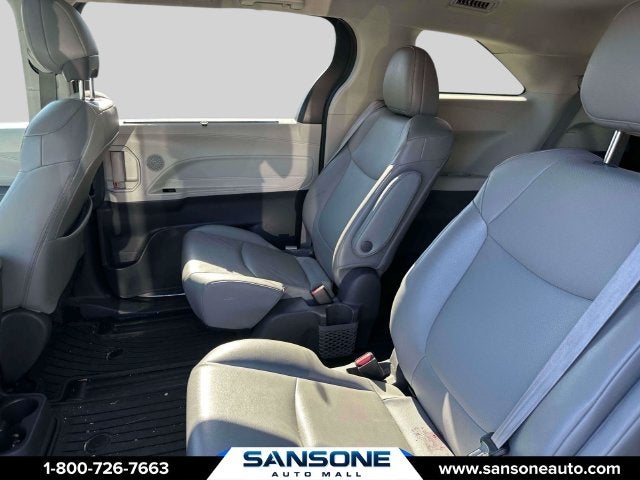 2021 Toyota Sienna XLE 7 Passenger