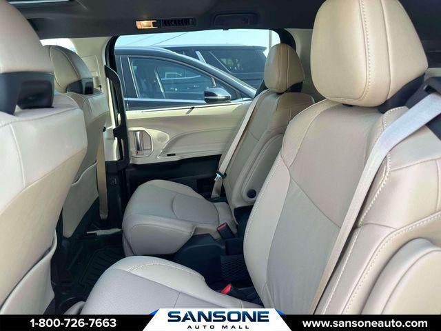 2024 Toyota Sienna Limited 7 Passenger