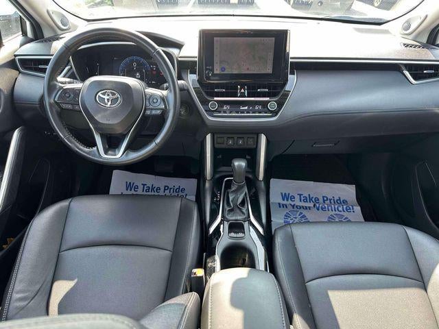 2024 Toyota Corolla Cross XLE