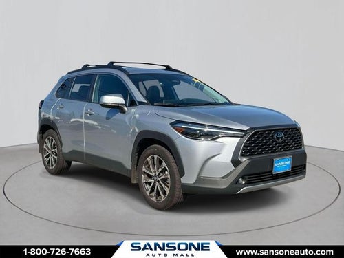 2024 Toyota Corolla Cross XLE