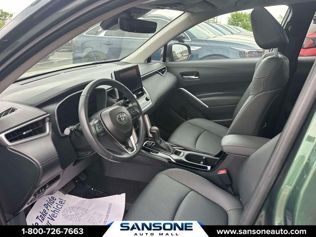 2023 Toyota Corolla Cross XLE