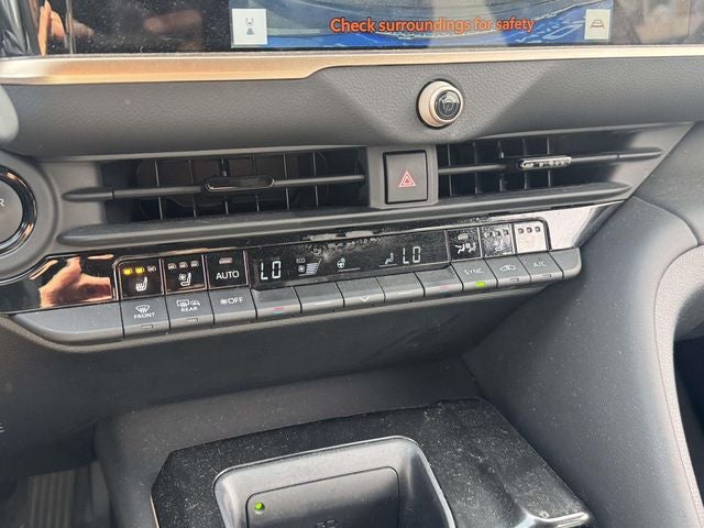 2025 Toyota Crown Signia XLE