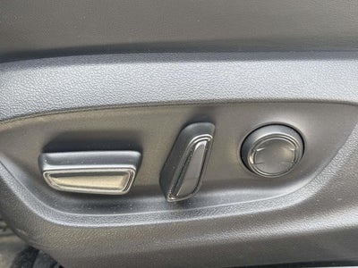 2025 Toyota Crown Signia XLE