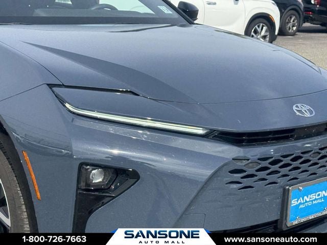 2025 Toyota Crown Signia XLE