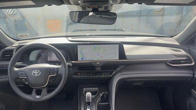 2025 Toyota Crown Signia XLE