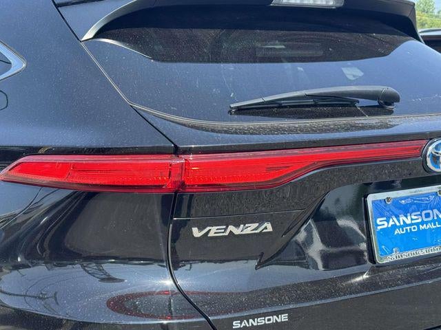 2023 Toyota Venza LE