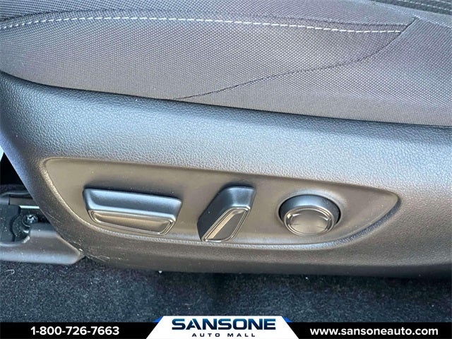 2023 Toyota Venza LE