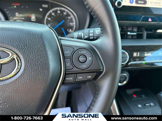 2023 Toyota Venza LE