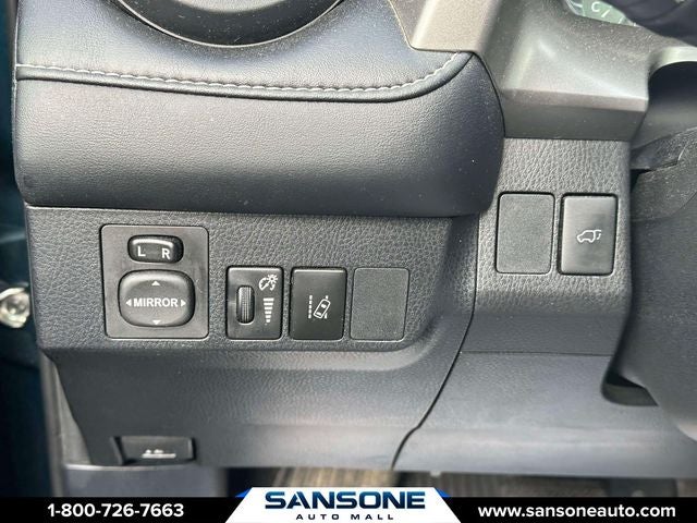 2017 Toyota RAV4 Hybrid XLE