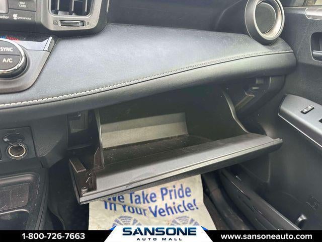 2017 Toyota RAV4 Hybrid XLE