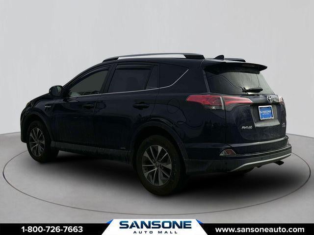 2017 Toyota RAV4 Hybrid XLE