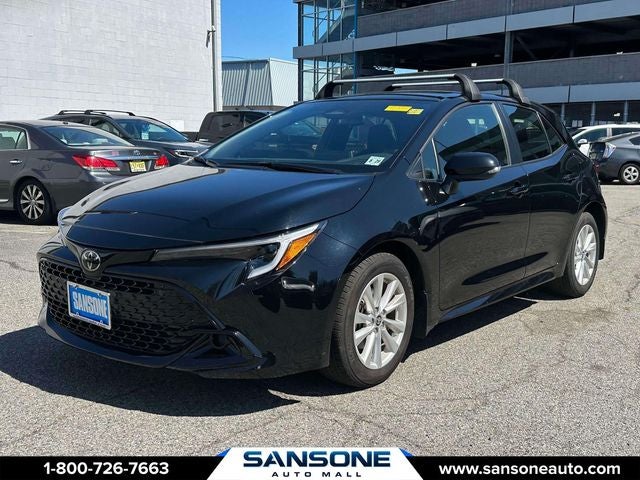2025 Toyota Corolla Hatchback SE