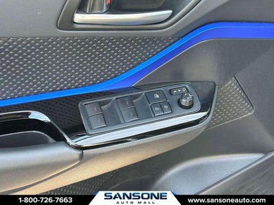 2022 Toyota C-HR XLE