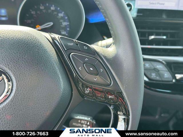 2022 Toyota C-HR XLE