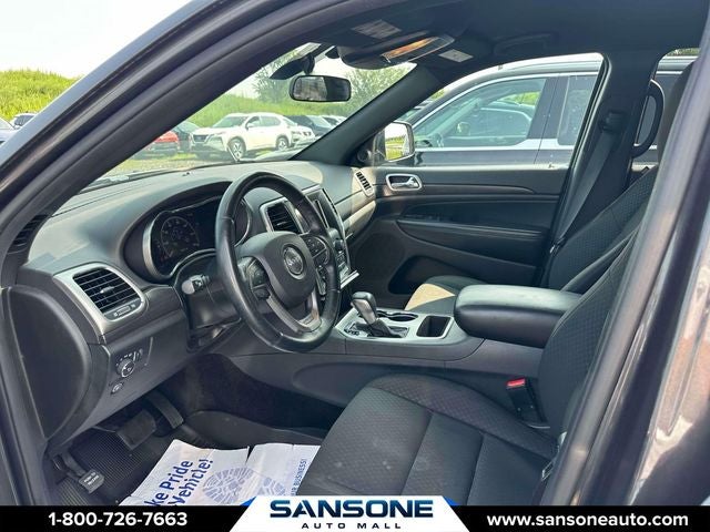 2018 Jeep Grand Cherokee Laredo E