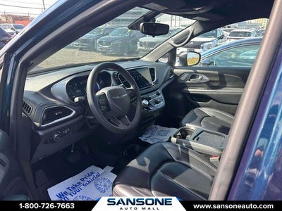 2023 Chrysler Pacifica Hybrid Touring L