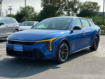 2025 Kia K4 GT-Line