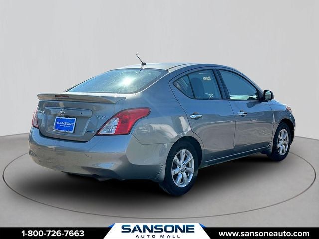 2014 Nissan Versa 1.6 SV
