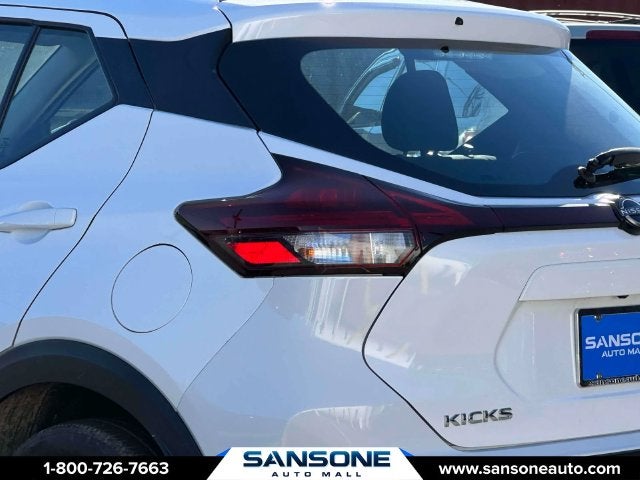 2023 Nissan Kicks SV