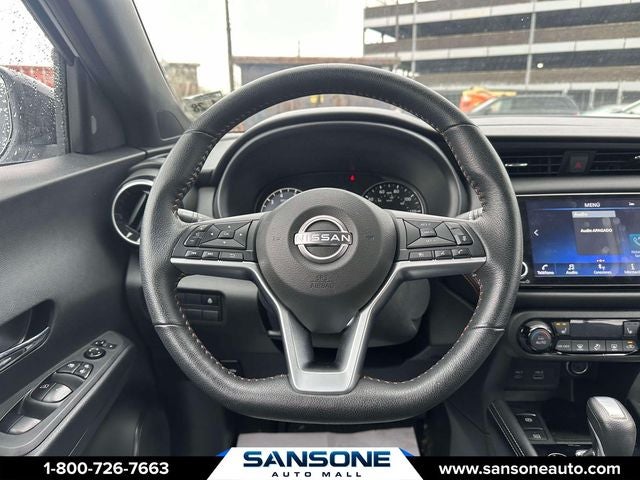 2023 Nissan Kicks SR