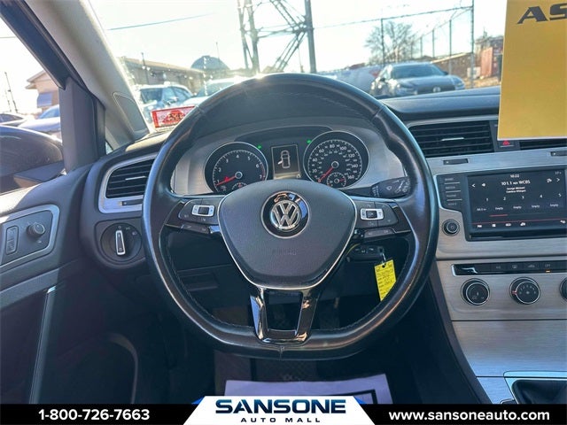 2016 Volkswagen Golf TSI S 4-Door