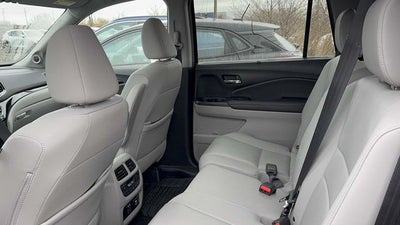 2021 Honda Pilot Touring 8 Passenger