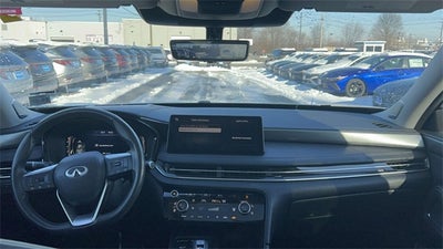 2023 INFINITI QX60 LUXE