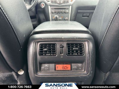 2017 Nissan Pathfinder SL