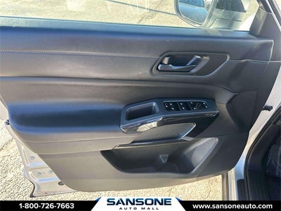 2024 Nissan Pathfinder S