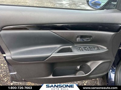 2020 Mitsubishi Outlander SE