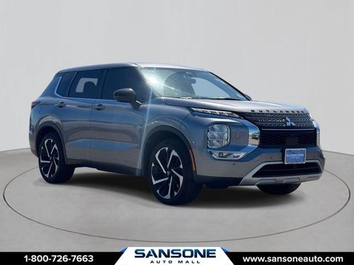 2022 Mitsubishi Outlander SE