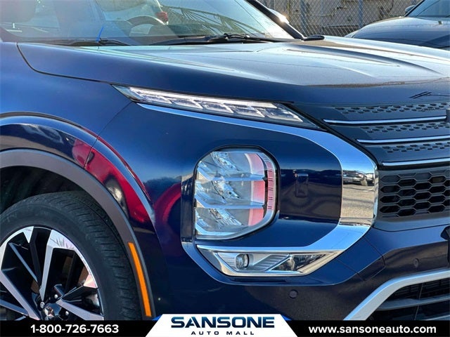 2023 Mitsubishi Outlander PHEV SE